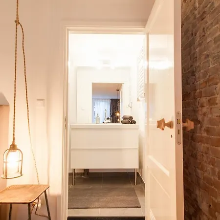 Bed and breakfast Central Pijp Studio 3*