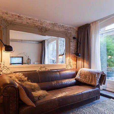 Bed and breakfast Central Pijp Studio